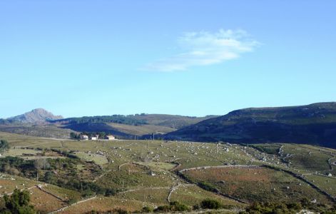 Vestígios Glaciáres do Alto Vez